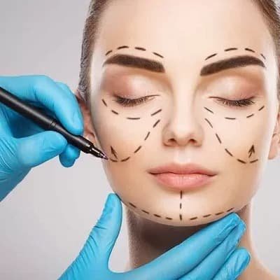 هل يشمل التأمين الصحي في الرياض تغطية تكاليف جراحات التجميل؟