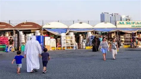 أسواق ميناء زايد في أبوظبي