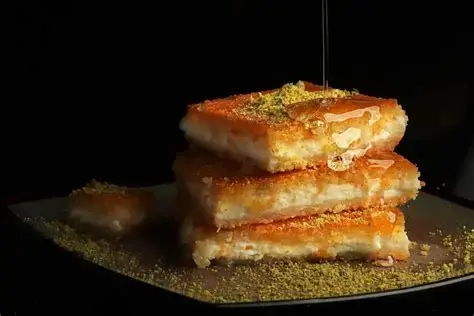 طريقة عمل البسبوسة المحشية بالقشطة