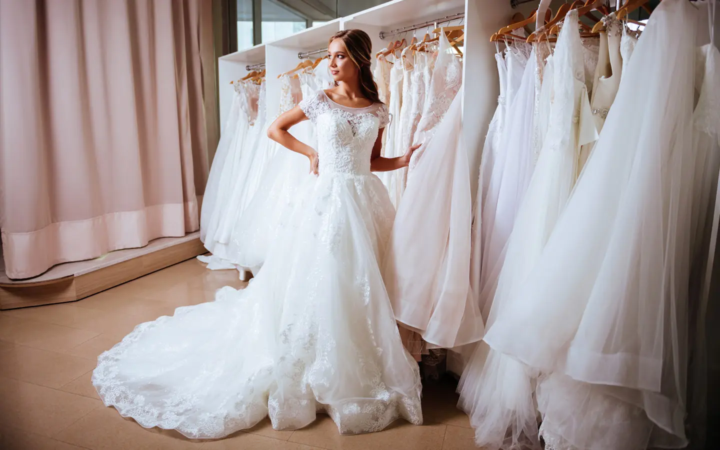  أشهر محلات فساتين أعراس في أبوظبي