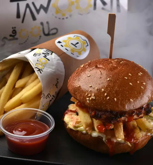 مطاعم الوجبات السريعة في الخبر