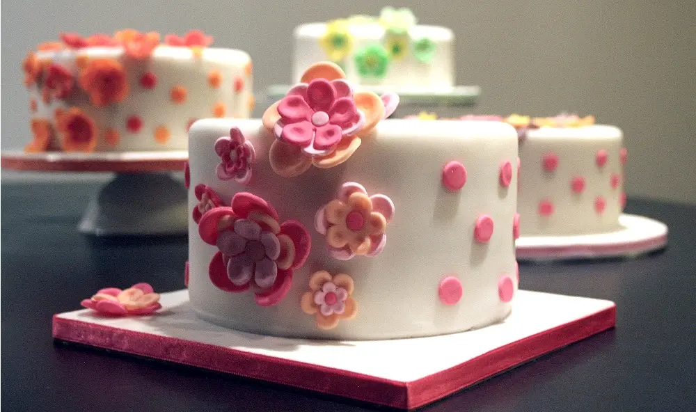 أفضل محلات الكيك في أبوظبي