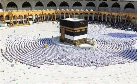 متى يبدأ موسم الحج 